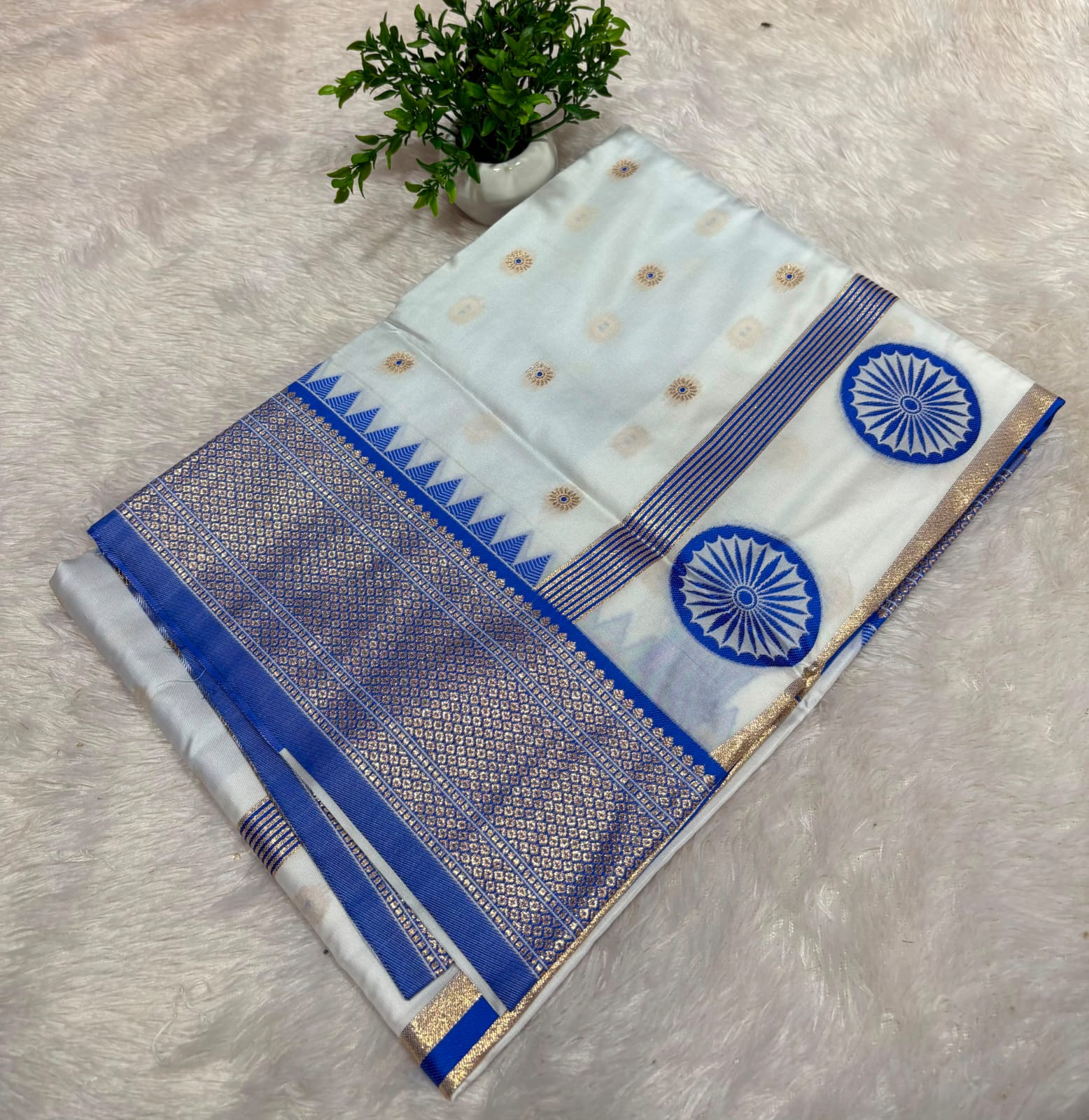 urmi paithani pc-1384