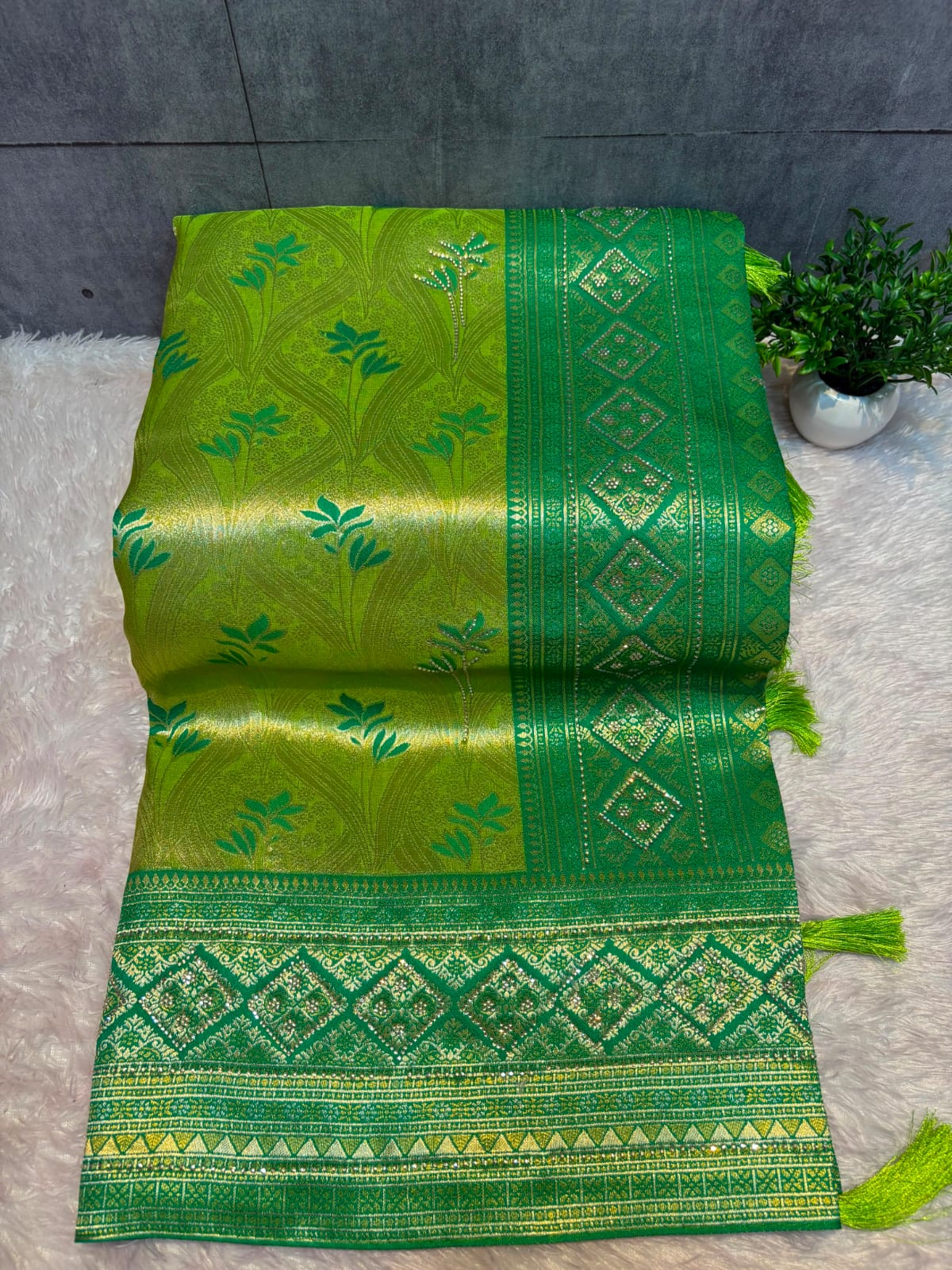 LEAF KANJIVARAM SAREE PC-1405