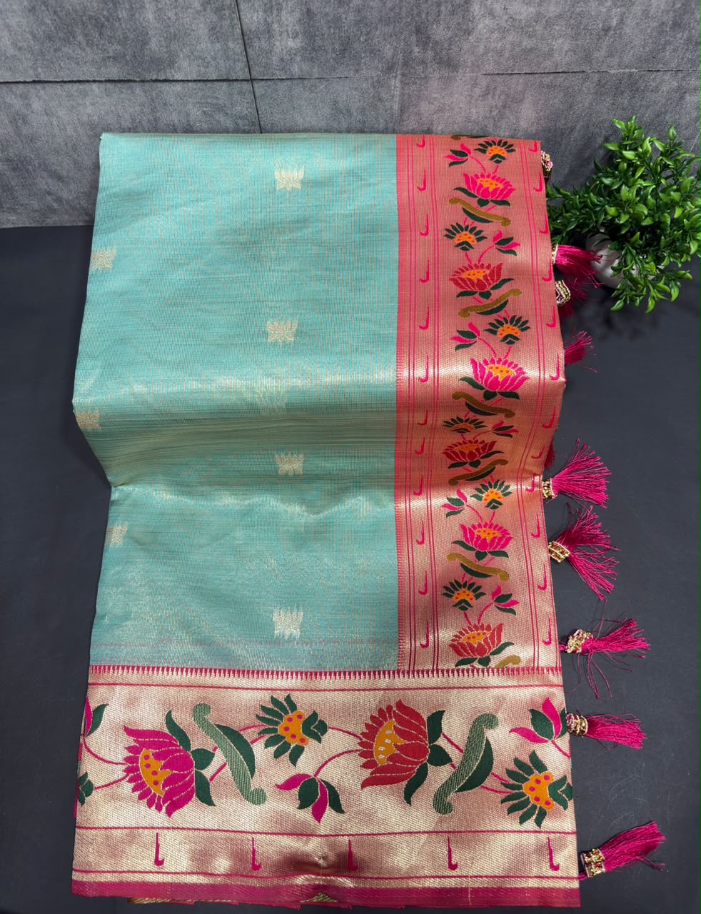 TISSUE PAITHANI PC-1484
