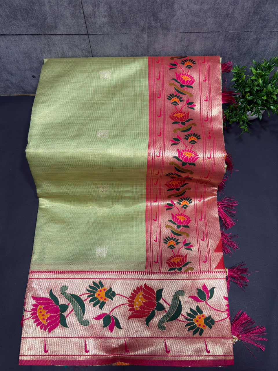 TISSUE PAITHANI PC-1484