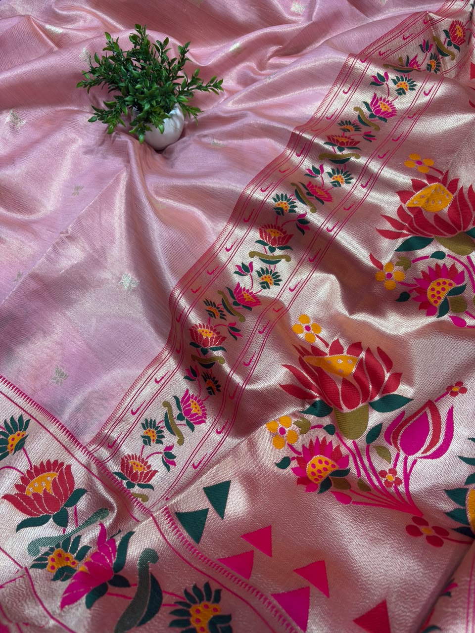 TISSUE PAITHANI PC-1484