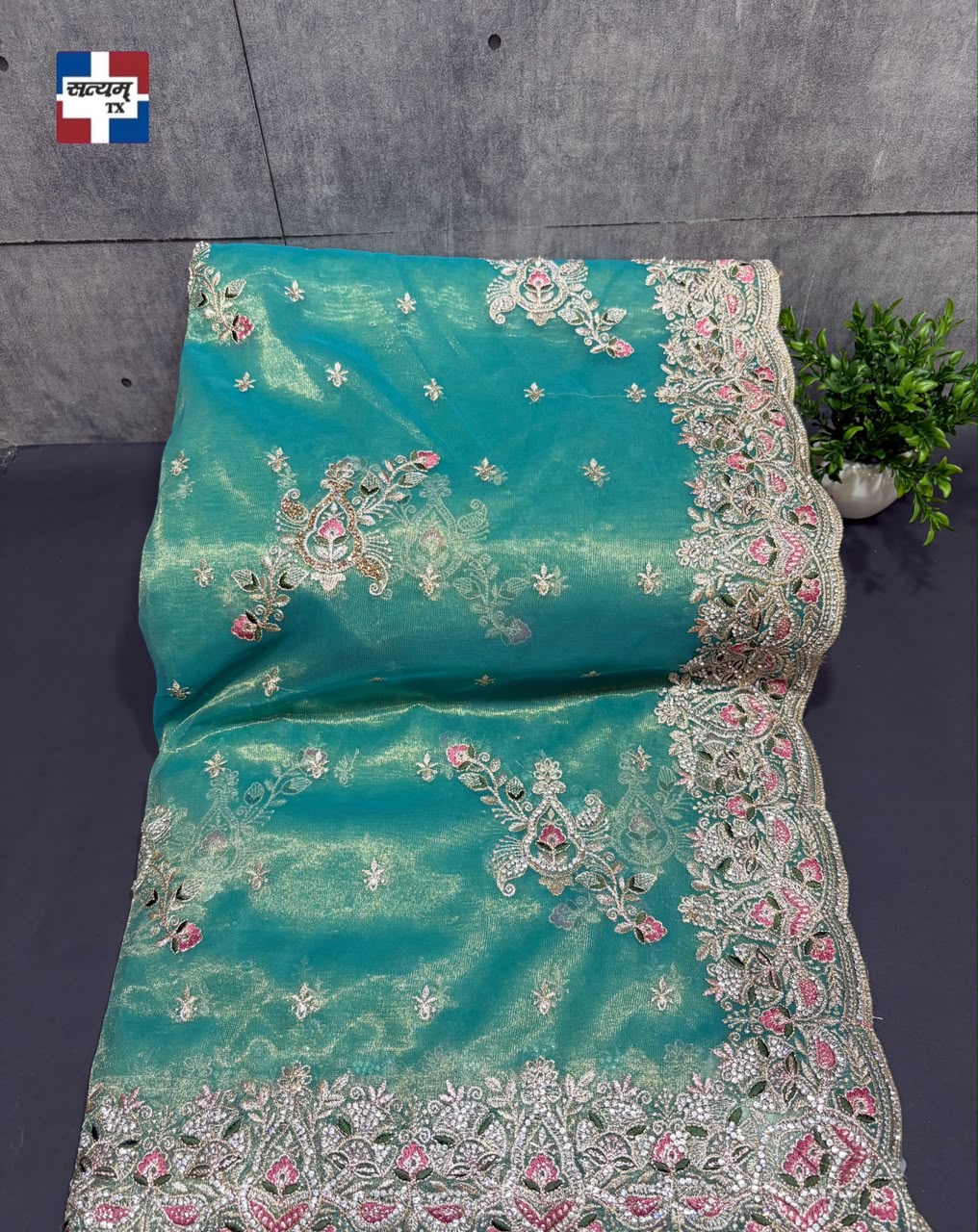 VIRAL NET DESIGNER SAREE PC-1372