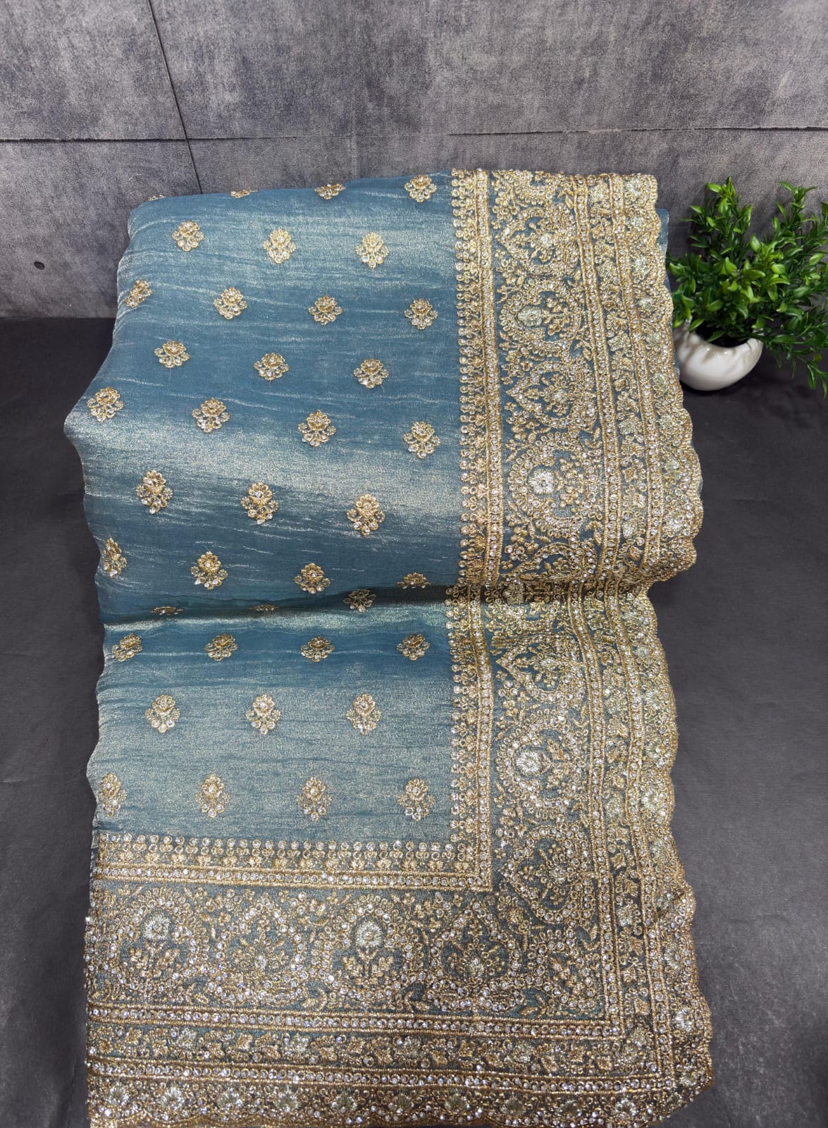 VIRAL DESIGNER SAREE PC-1612