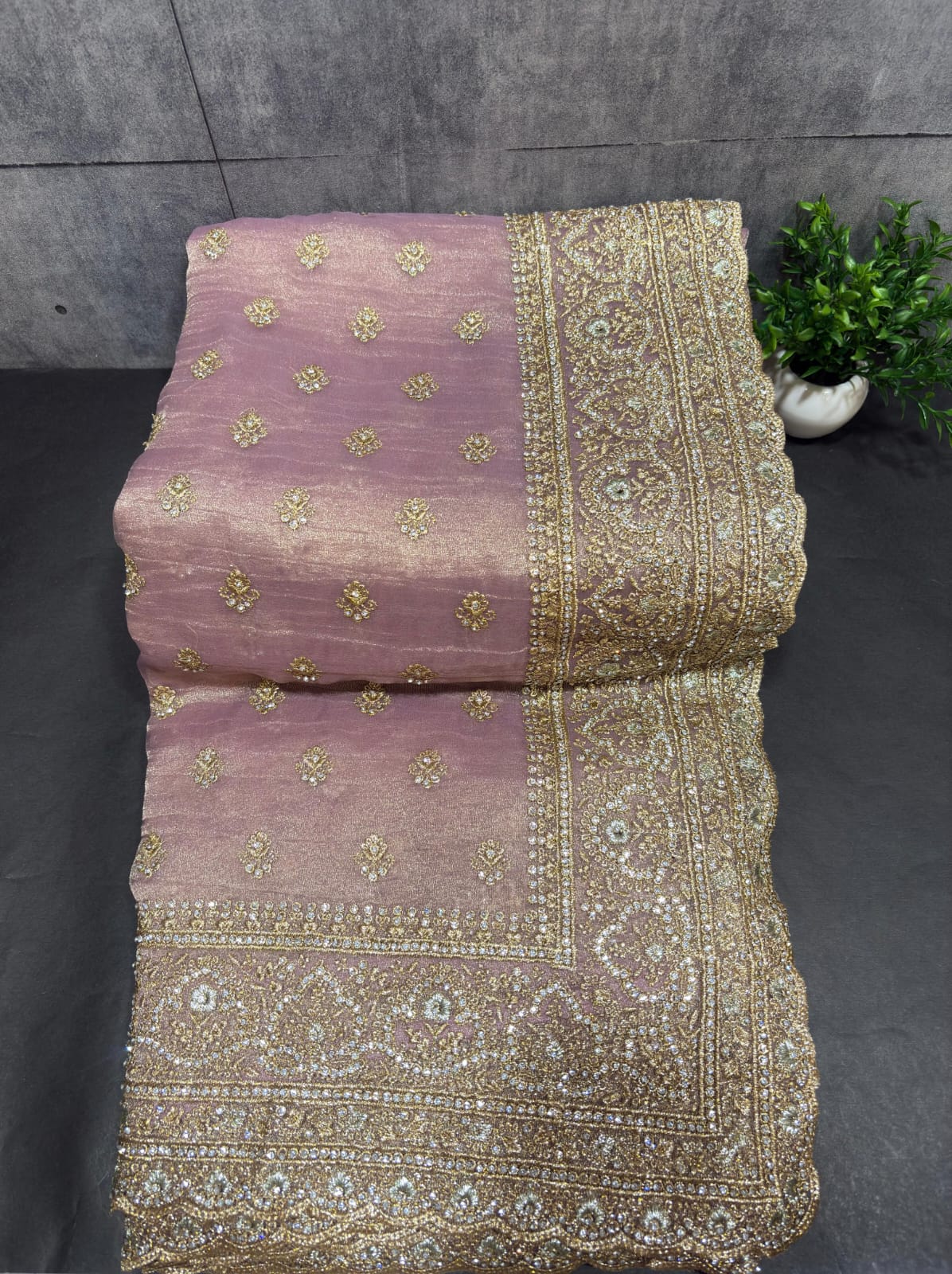 VIRAL DESIGNER SAREE PC-1612