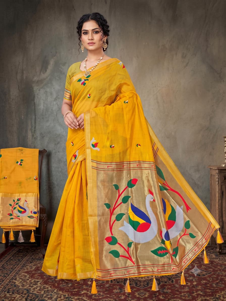 FLAMINGO SAREE
