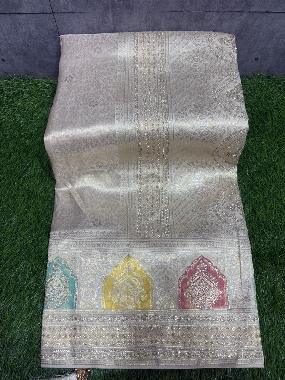 New big border kanjivaram saree