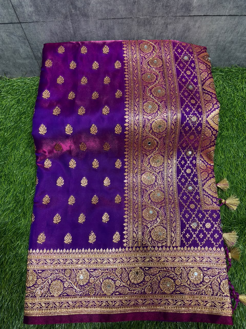 HEAVY DESIGN BANARASI SAREE