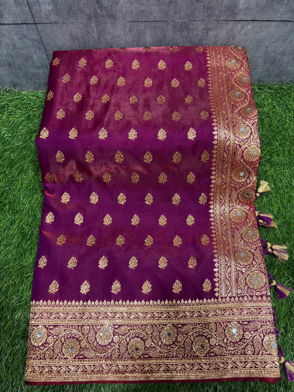 HEAVY DESIGN BANARASI SAREE