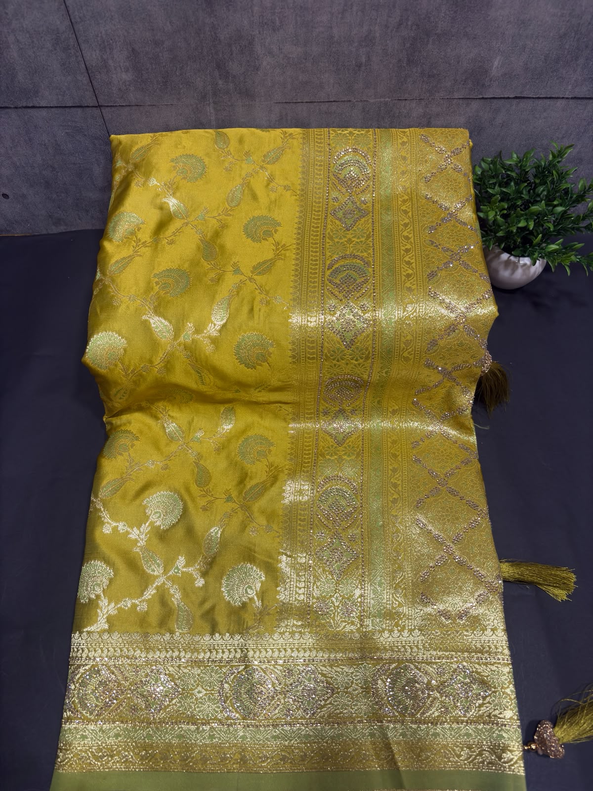 BANARASI SILK SAREE CP-1261