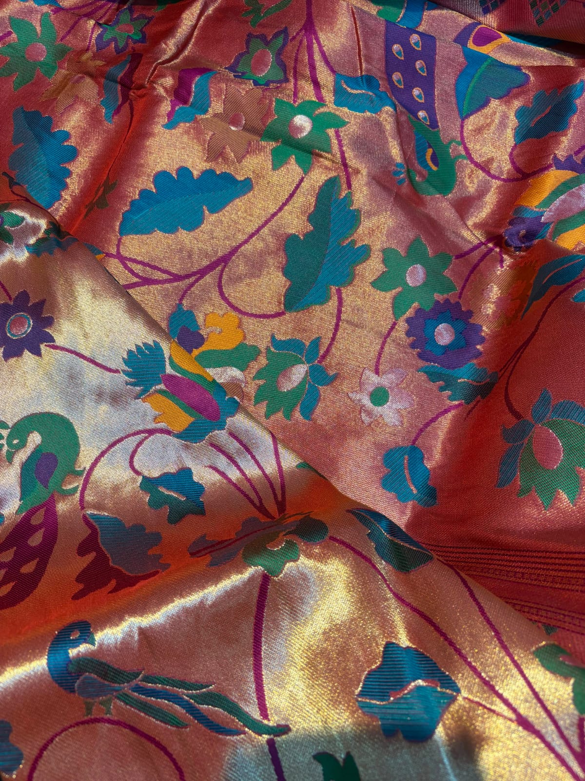 GOLDEN YEOLA PAITHANI PC-382