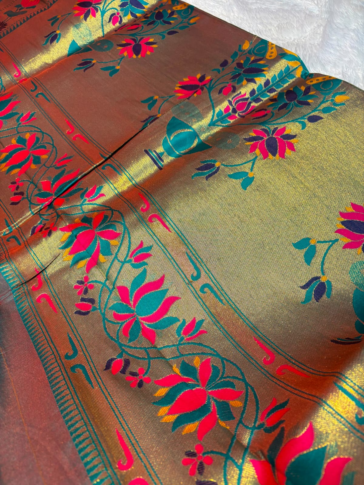 PLAIN YEOLA PAITHANI PC-382