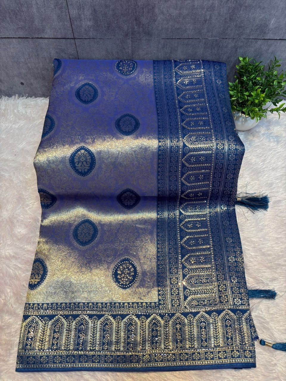ROYAL ZARI SAREE PC-1405