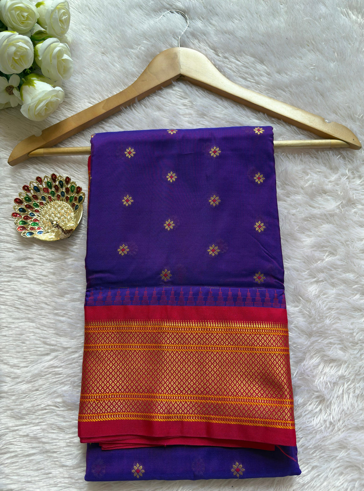 trending paithani saree